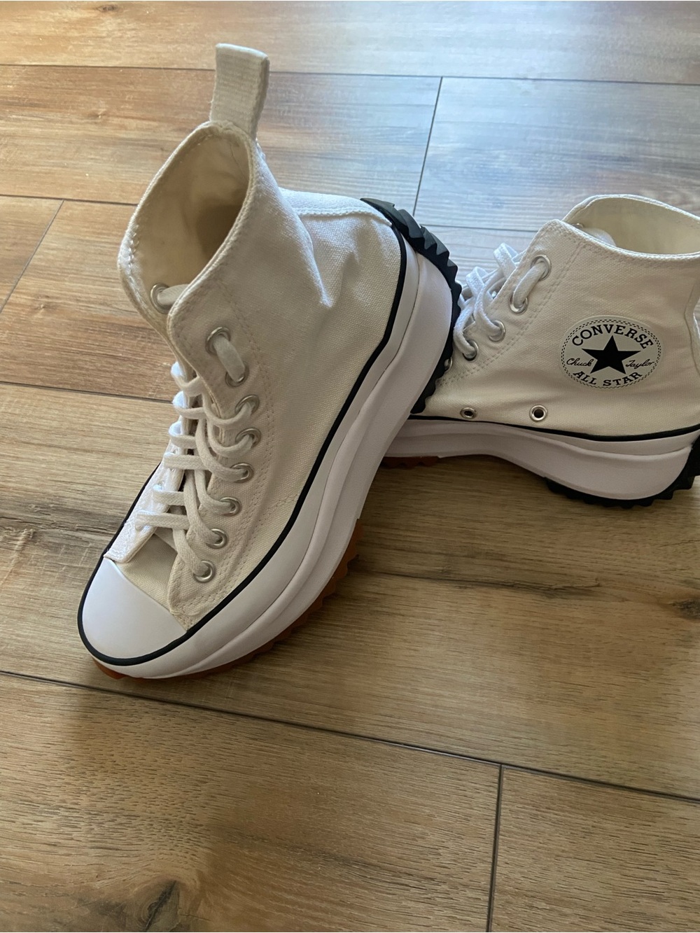 Converse Unisex  White High-Top Run Star Platform Sneakers women 8 Men’s 6.5